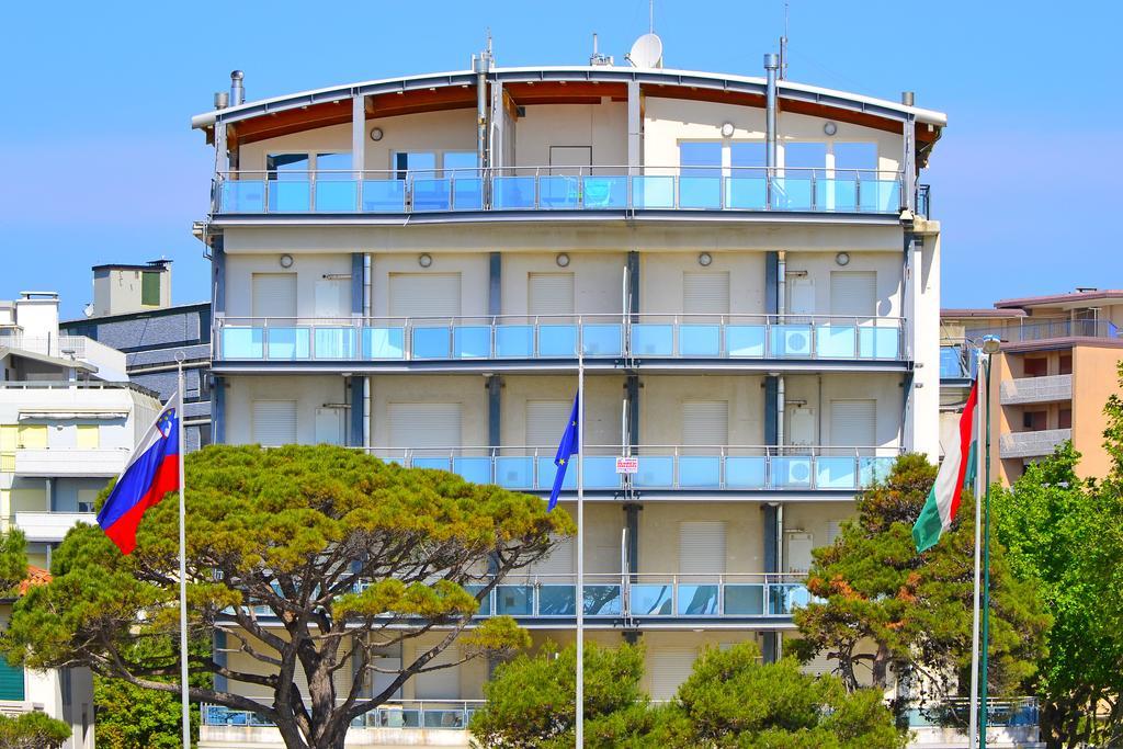 Sunbeach Apartments Lignano Sabbiadoro Zewnętrze zdjęcie