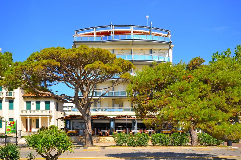 Sunbeach Apartments Lignano Sabbiadoro Zewnętrze zdjęcie