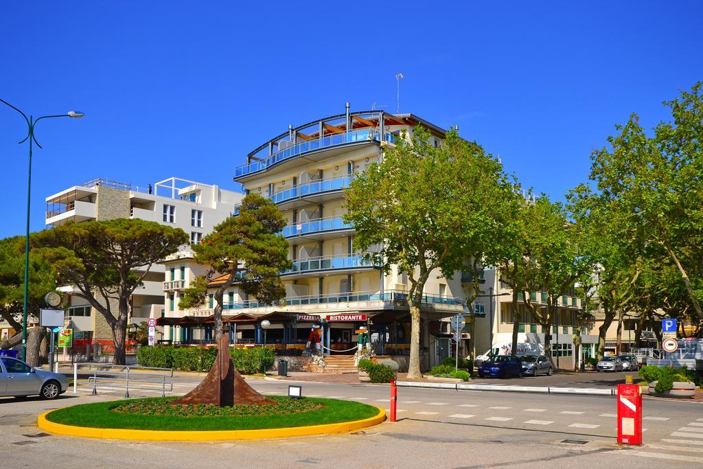 Sunbeach Apartments Lignano Sabbiadoro Zewnętrze zdjęcie
